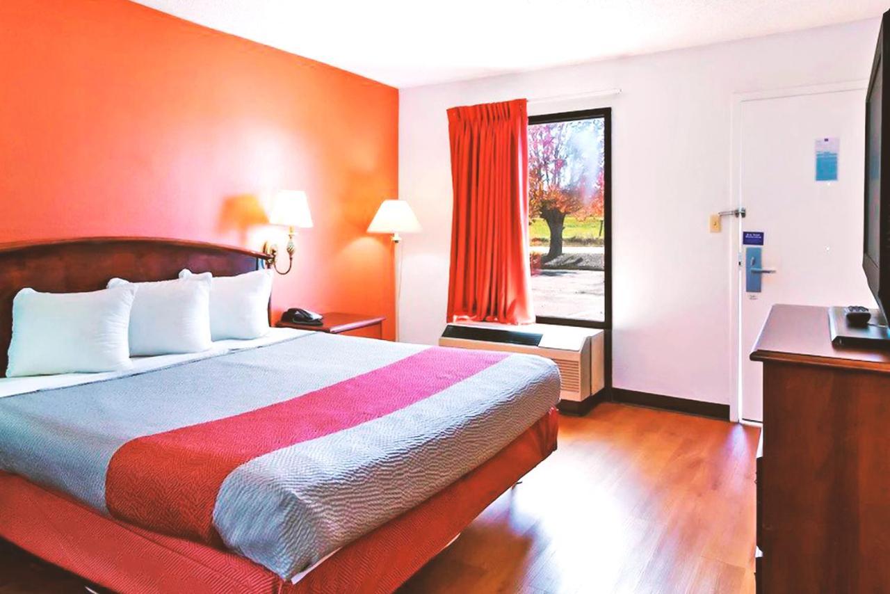 Key Inn Macedonia エクステリア 写真